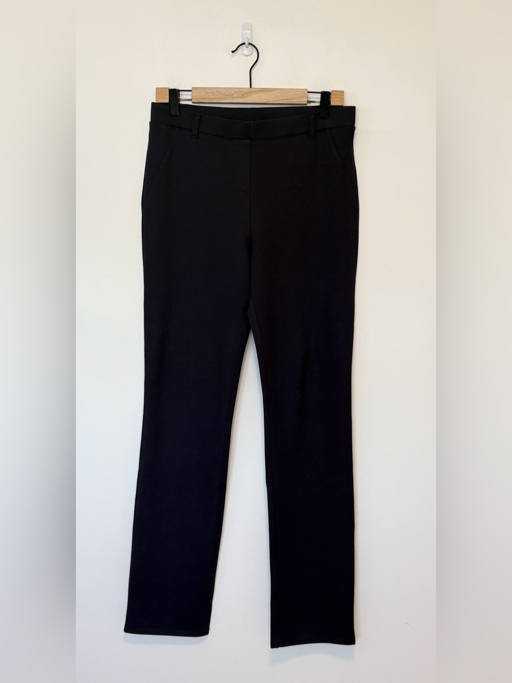 Quince Ultra-Stretch Ponte Straight Leg Pants , sz : medium - Picture 5 of 12
